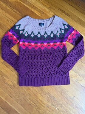 American Eagle Outfitters Purple & Pink Patterned Crewneck Sweater Medium